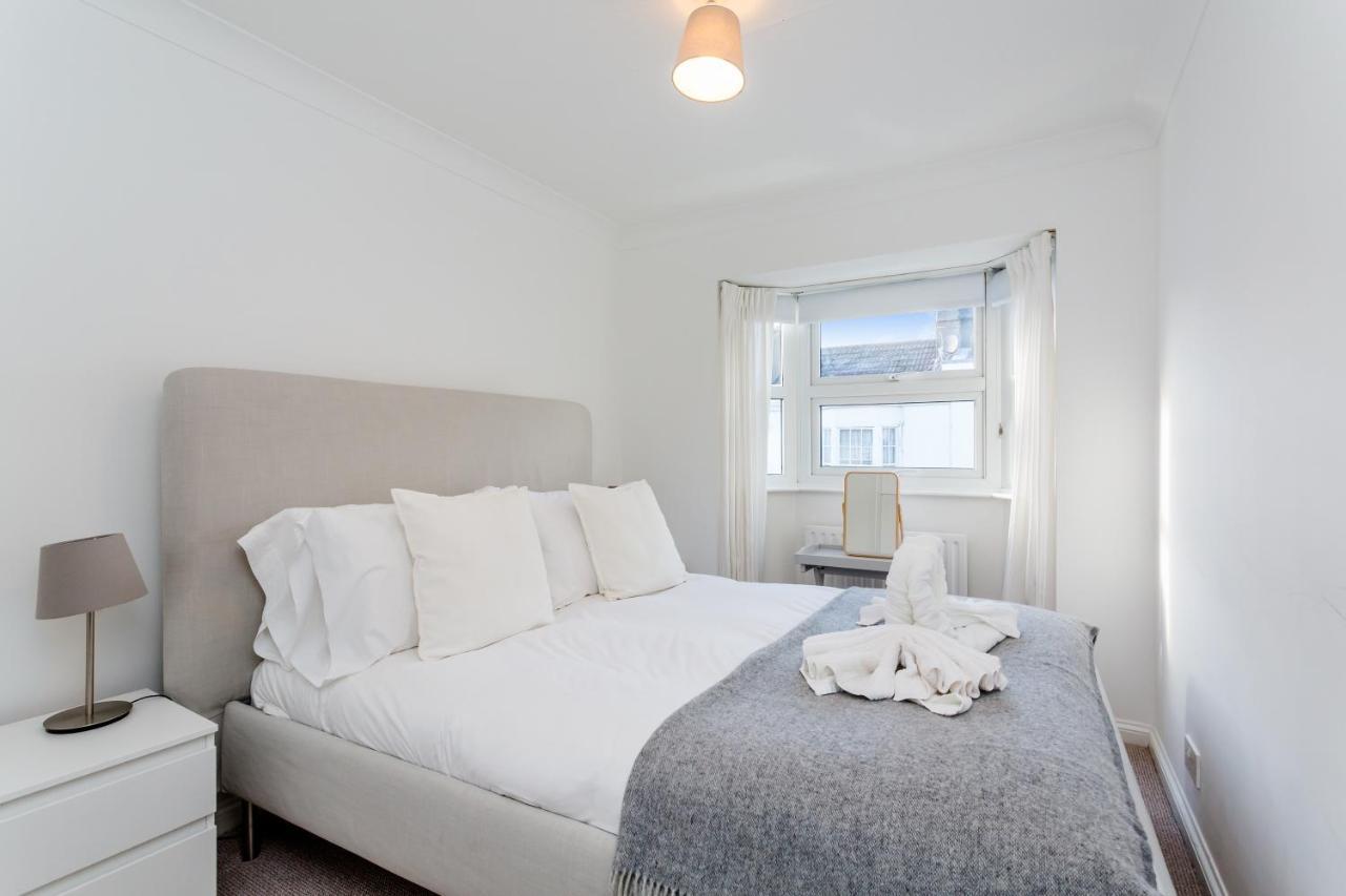 Modern Mews House With Free Parking Space, And Patio By Huluki Sussex Stays Brighton Exterior foto
